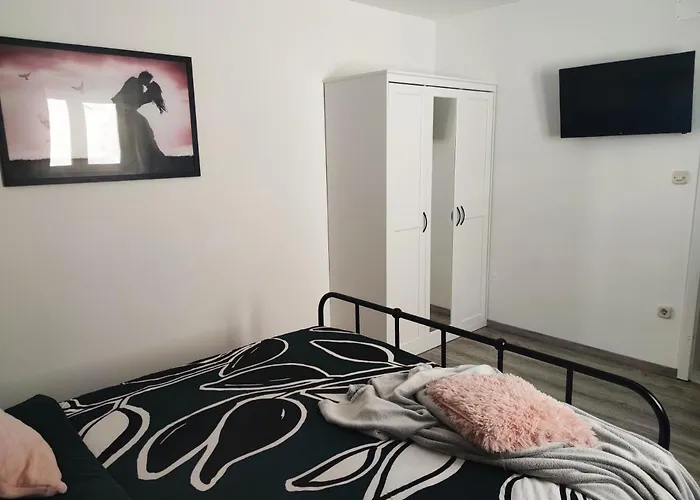 Astra - Where Mountain Meets The Sea Σπίτι διακοπών *